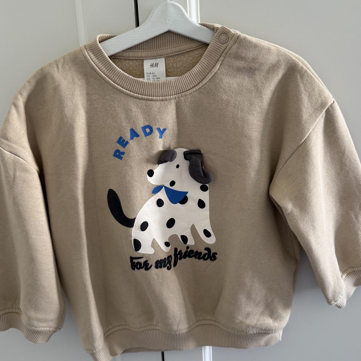 SWEATSHIRT